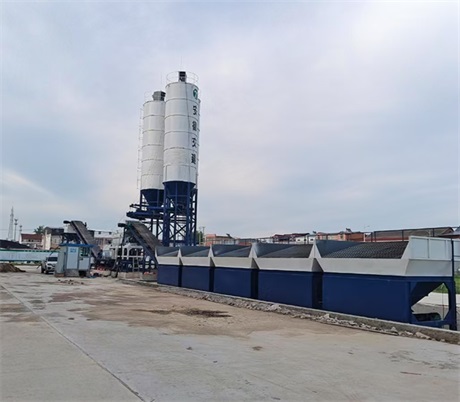 800噸穩(wěn)定土拌合站性能特點(diǎn)